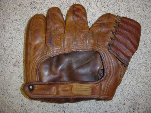 Howard Pollet Nokona G51 2 Back